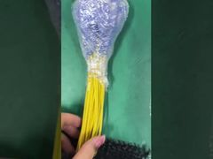 Comment mettre un câble à fibre optique dans un manchon extensible comme œillet de traction