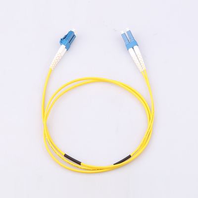 Perte de rendement élevé optique recto de corde de correction de fibre de LC avec le connecteur précis